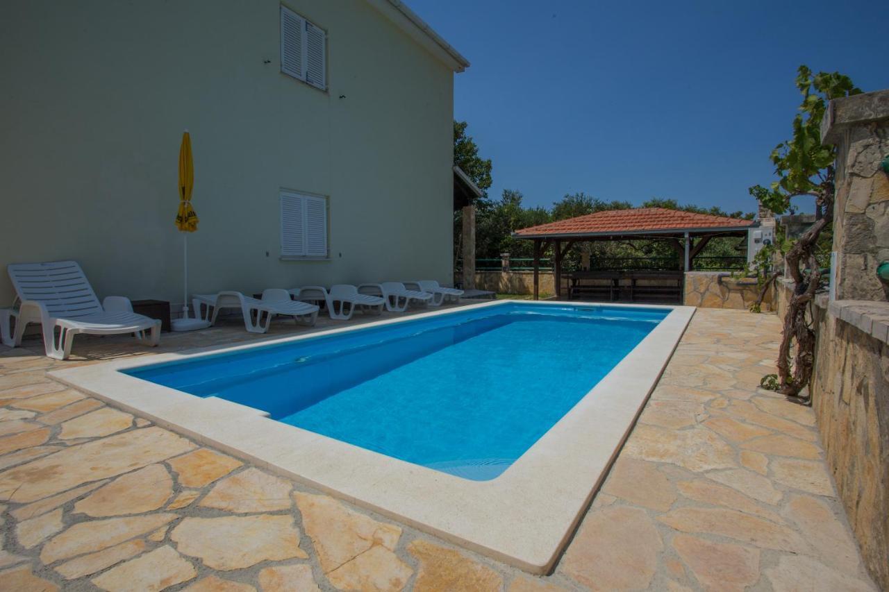 Holiday Home Luka Podstrana Bagian luar foto